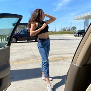 Meet your Posher, Andrea